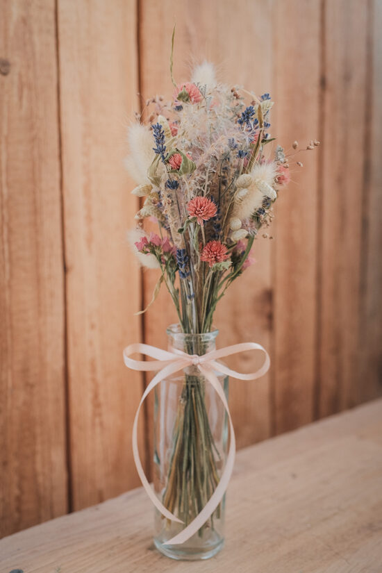 Kimp koos klaasist vaasiga